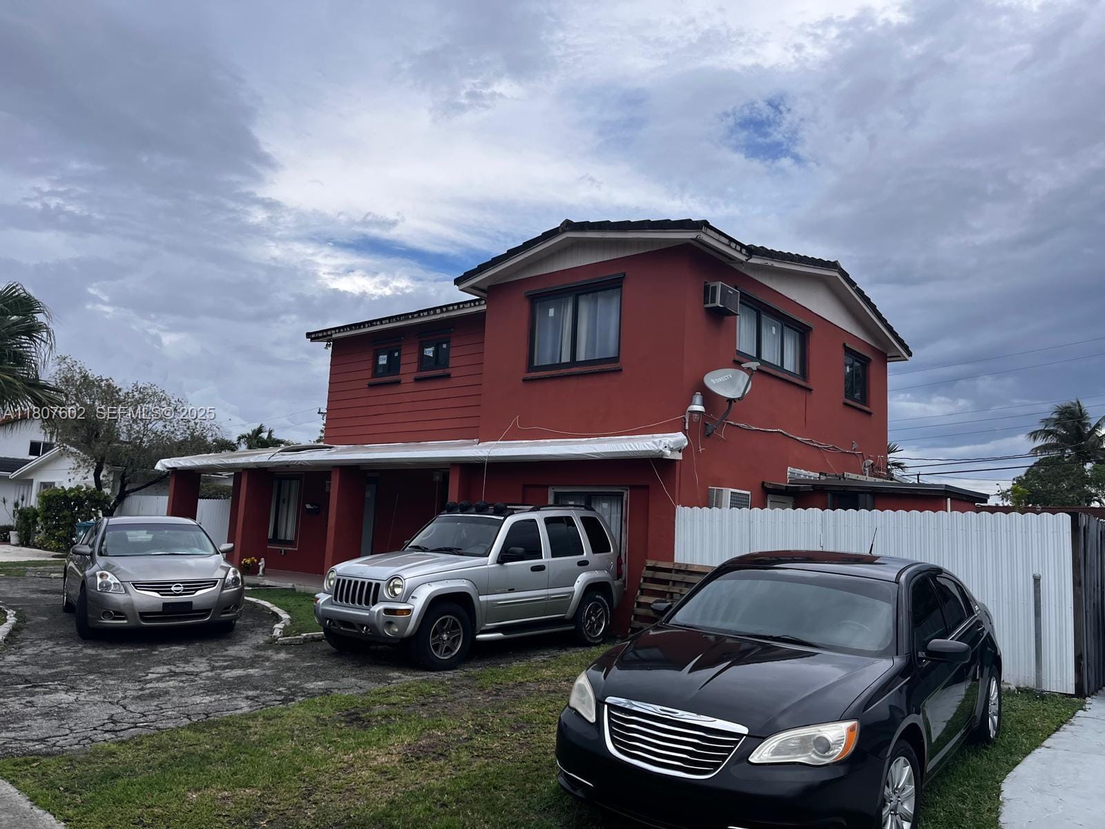 Sold home at 1735 SW 97th Place, Miami, FL 33165