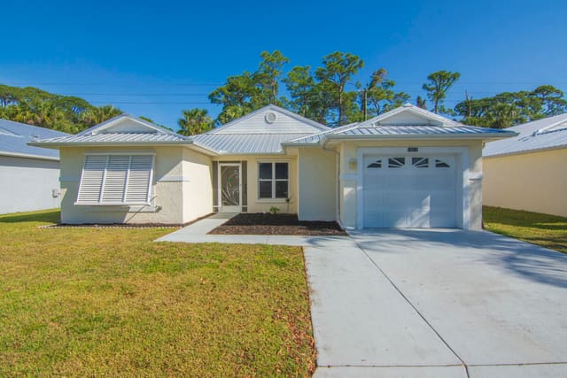 14518 Aguila Avenue, Fort Pierce, FL 34951