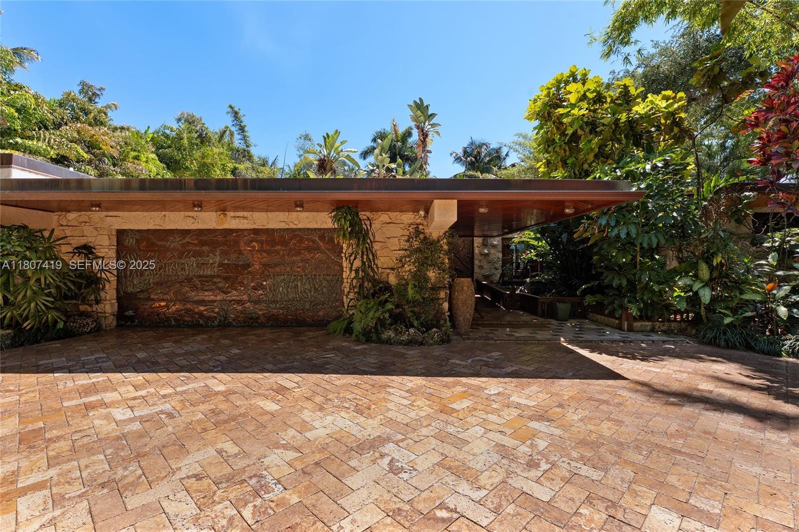 5725 N Bayshore Drive, Miami, FL 33137 photo 16