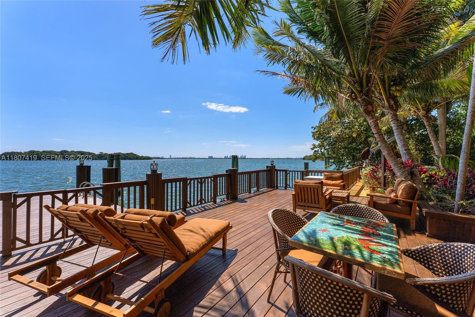 5725 N Bayshore Drive, Miami, FL 33137 photo 4
