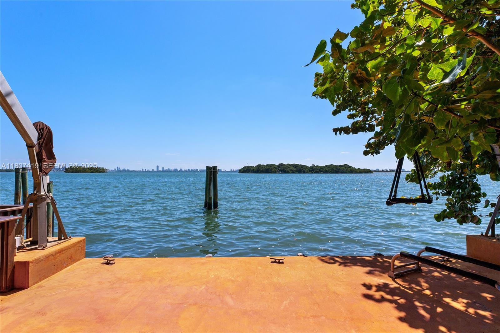 5725 N Bayshore Drive, Miami, FL 33137 photo 7