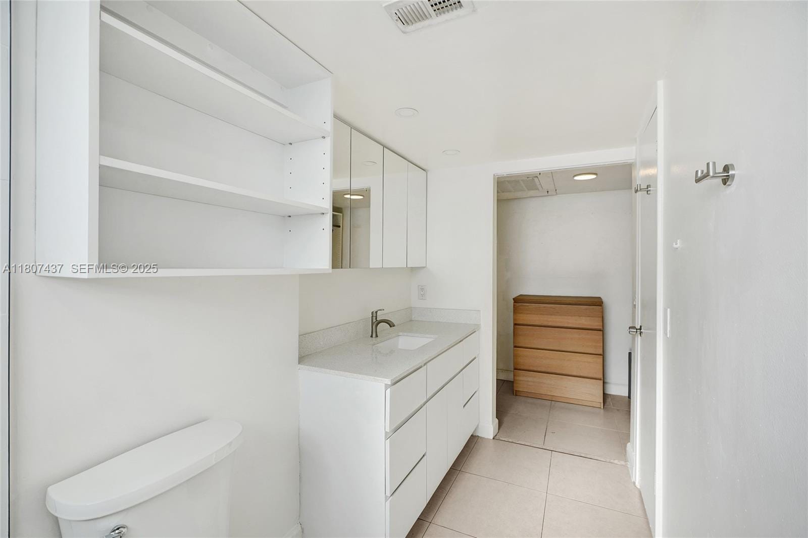 20105 NE 3rd Court 9, Miami, FL 33179 photo 16