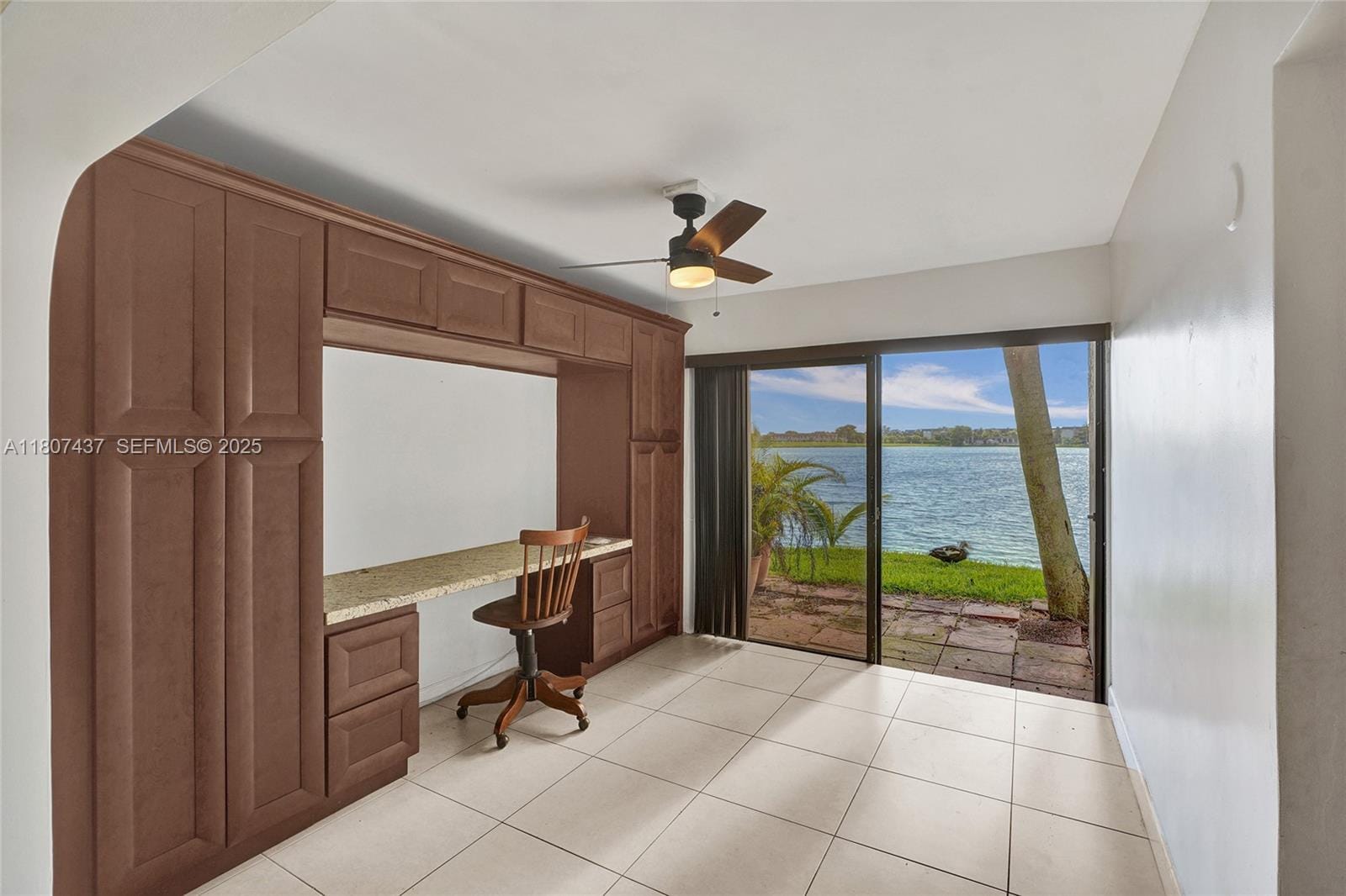 20105 NE 3rd Court 9, Miami, FL 33179 photo 7