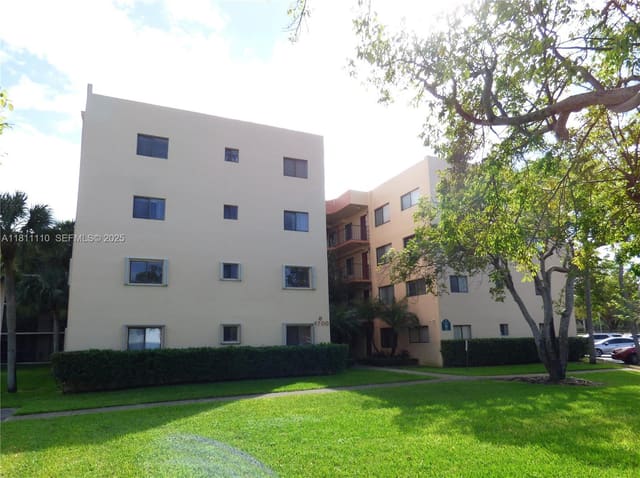 8700 SW 133rd Ave Road 114, sold in Horizons West Condo #8, Miami, FL