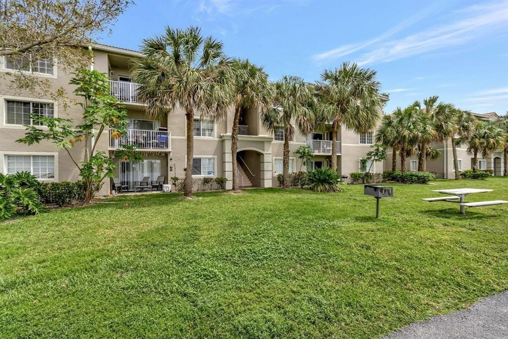 5045 Wiles Road 202, Coconut Creek, FL 33073 photo 27