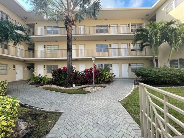 2200 S Ocean Drive N115, sold in Waterway @ Hollywood Beac, Hollywood, FL