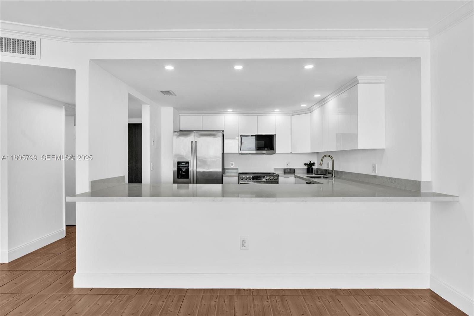 2801 NE 183rd Street 1703W — photo 10