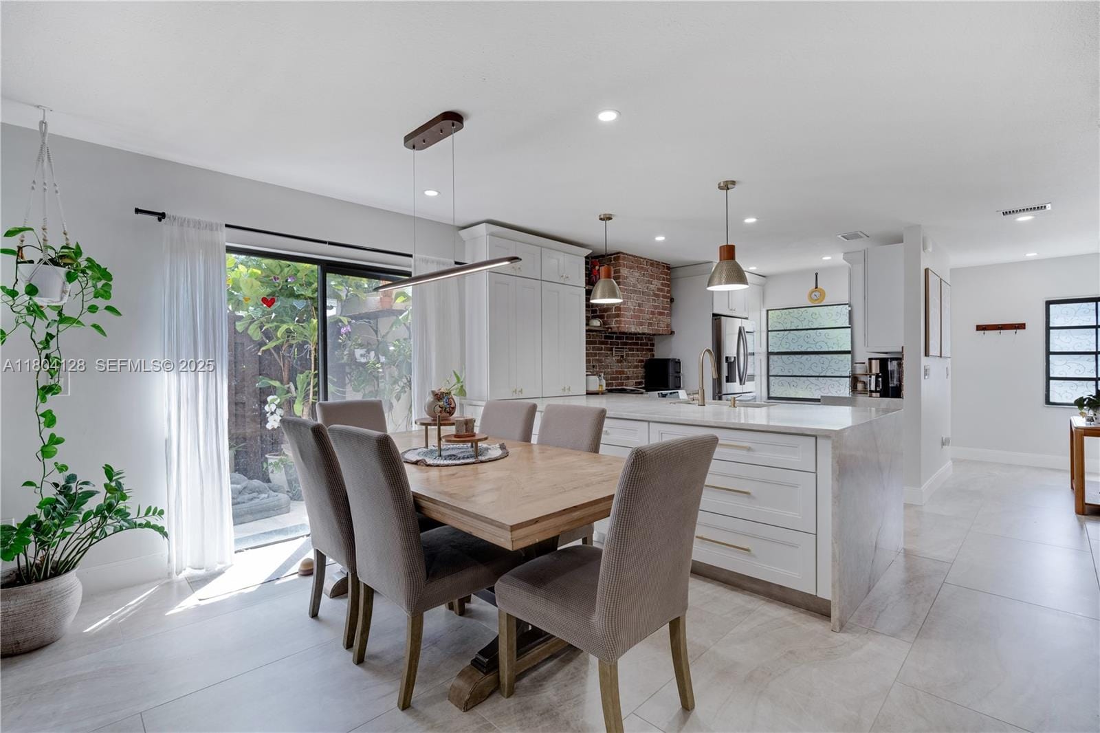 21830 Cypress Circle 27E — photo 10