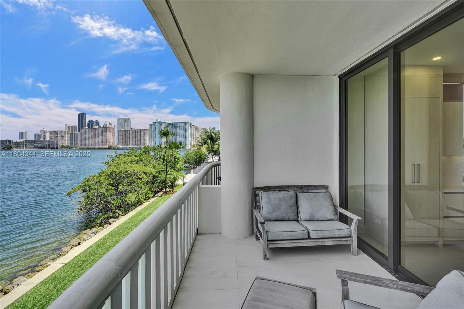 3000 Island Boulevard TH-5, Aventura, FL 33160 photo 26