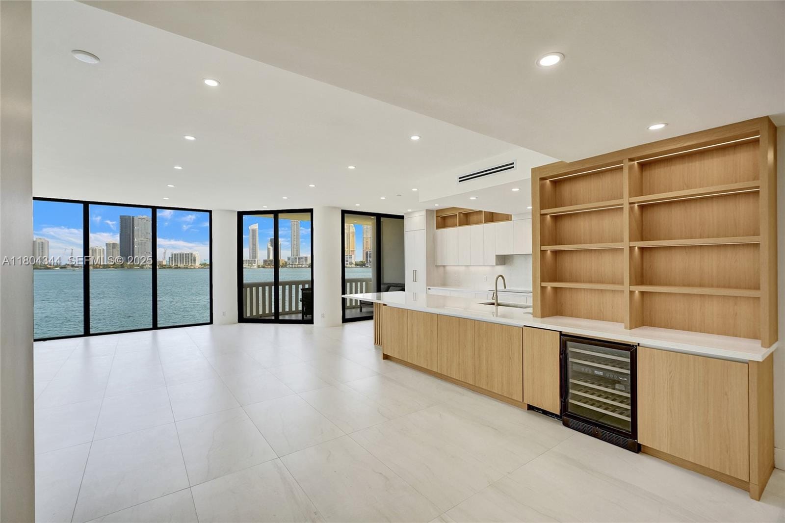 3000 Island Boulevard TH-5, Aventura, FL 33160 photo 6