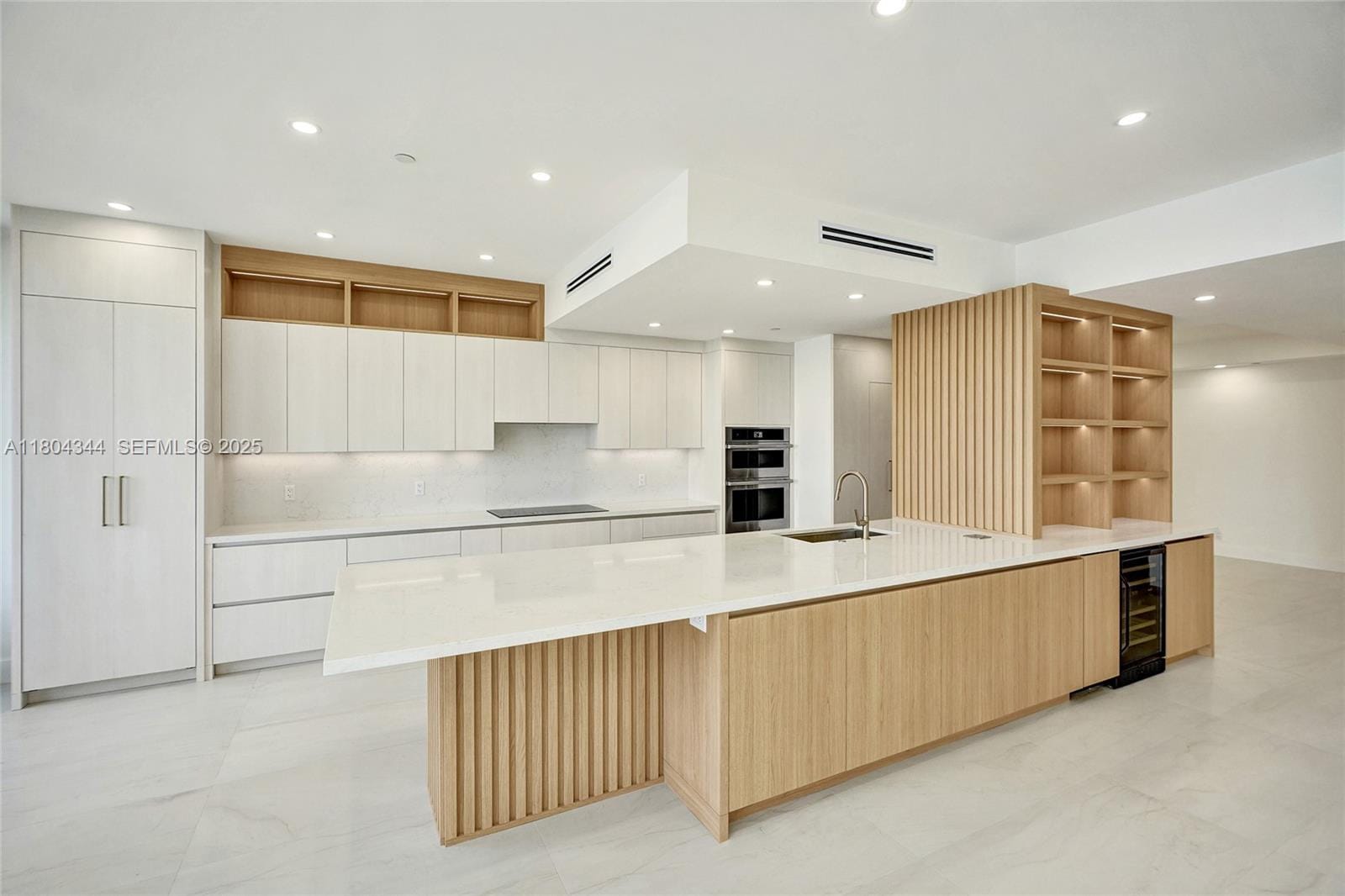 3000 Island Boulevard TH-5, Aventura, FL 33160 photo 8