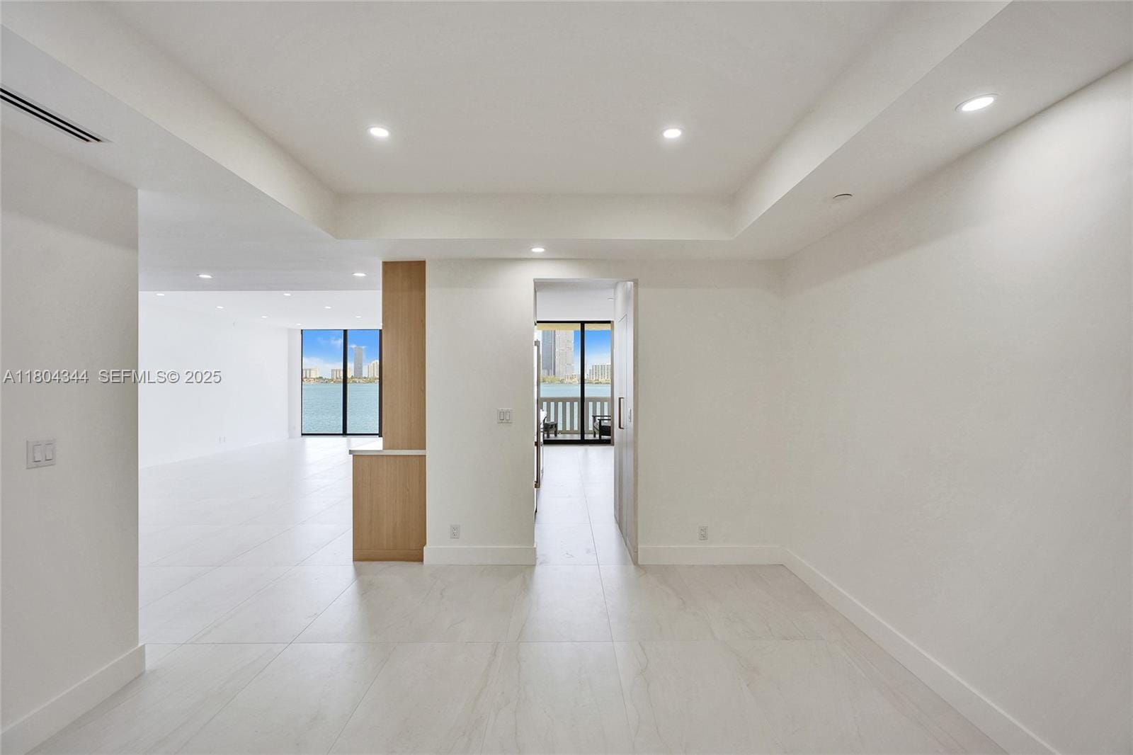 3000 Island Boulevard TH-5, Aventura, FL 33160 photo 10