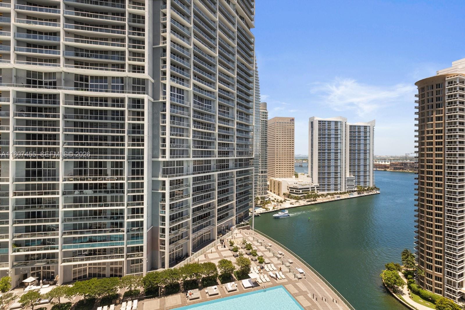 495 Brickell Avenue 2304, Miami, FL 33131 photo 2