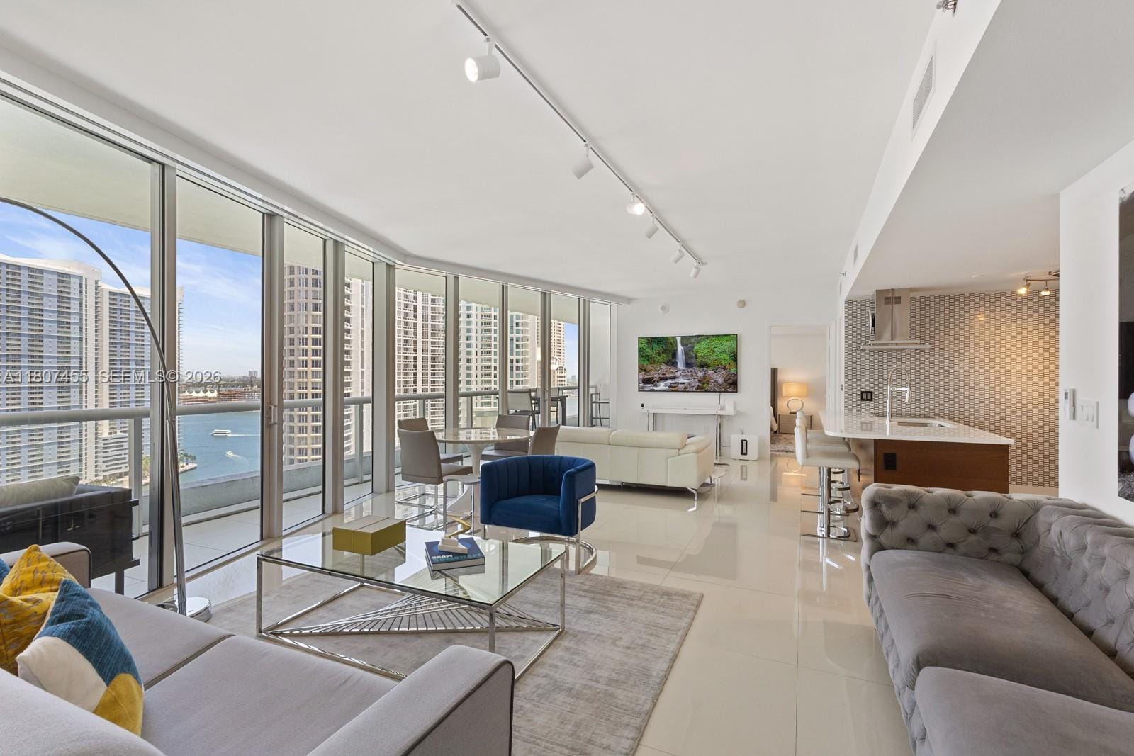495 Brickell Avenue 2304, Miami, FL 33131 photo 6