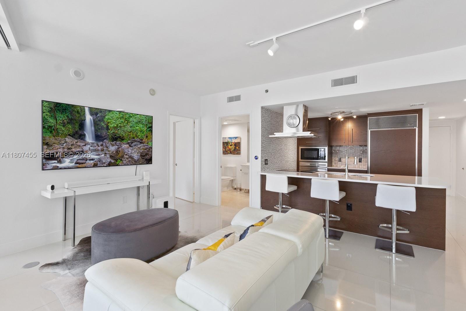 495 Brickell Avenue 2304, Miami, FL 33131 photo 8