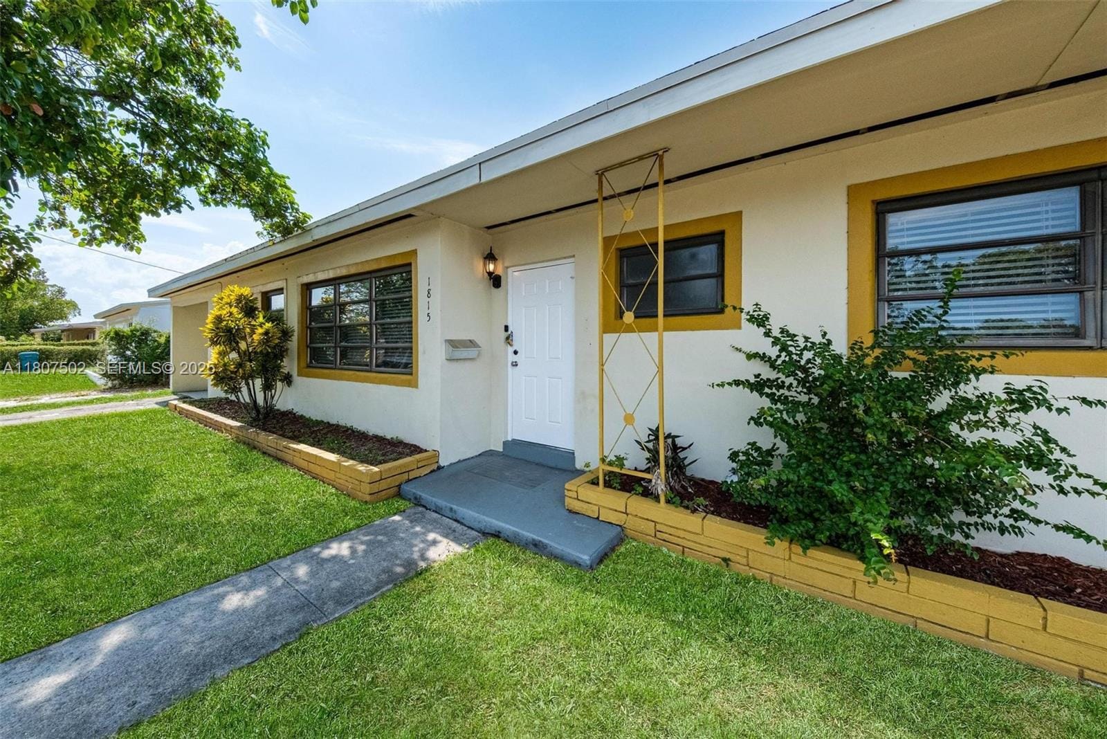 1815 NW 185th Terrace, Miami Gardens, FL 33056
