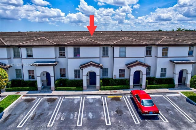 8199 W 36th Avenue 5, sold in Shoma Homes Splendido Con, Hialeah, FL