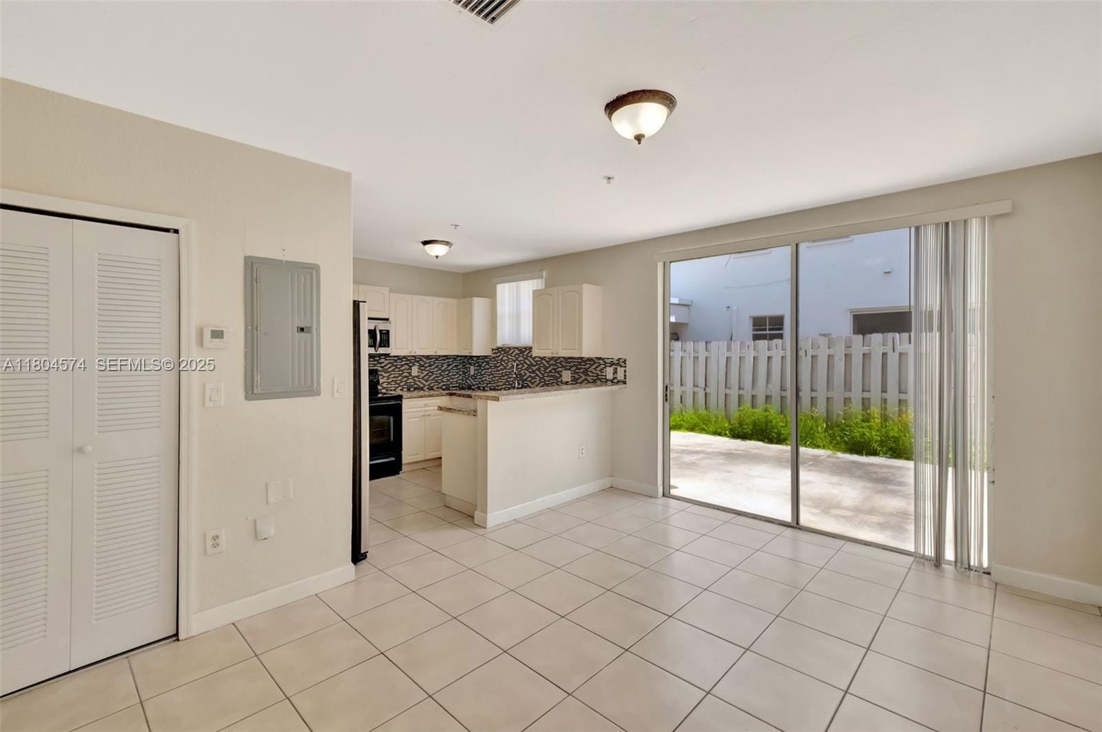 8199 W 36th Avenue 5, Hialeah, FL 33018 photo 11