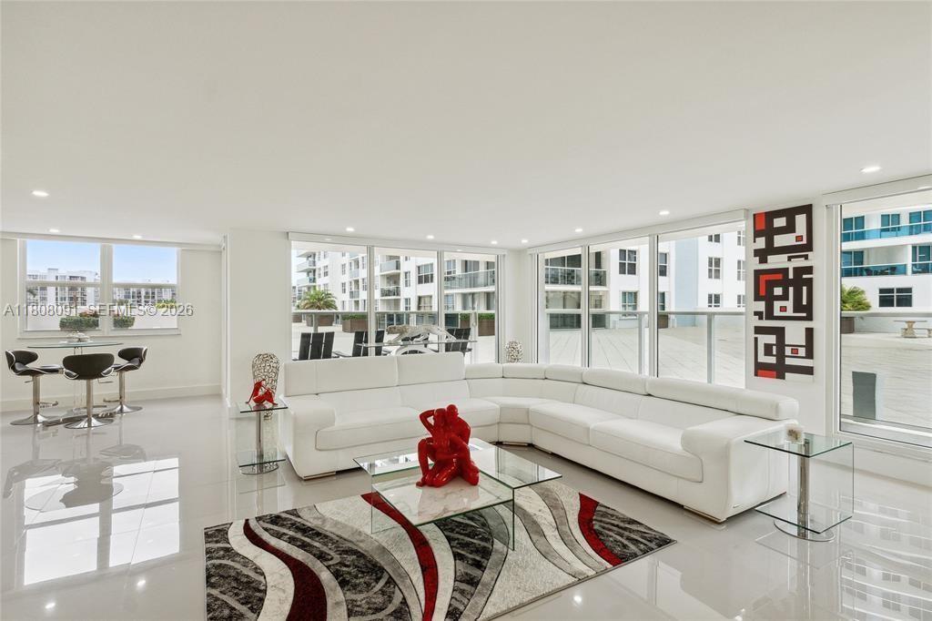 2751 S Ocean Drive 301S, Hollywood, FL 33019, Hollywood