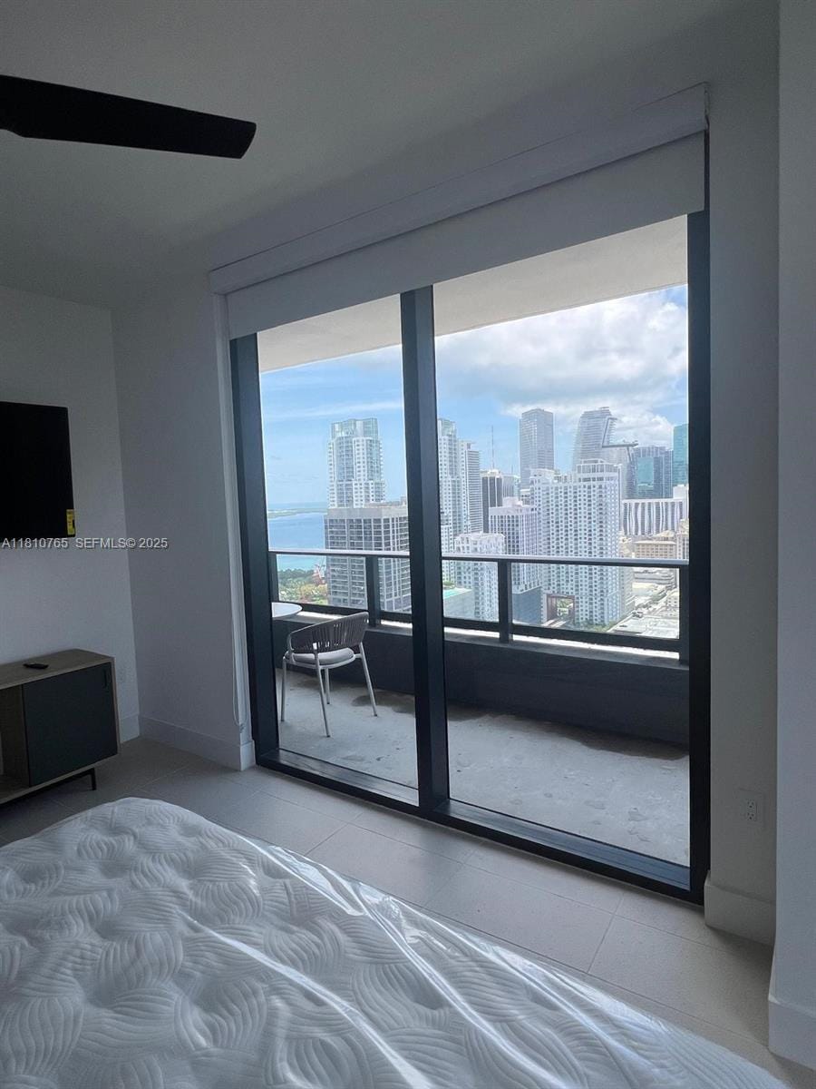 159 NE 6th Street 3205, Miami, FL 33132 photo 16