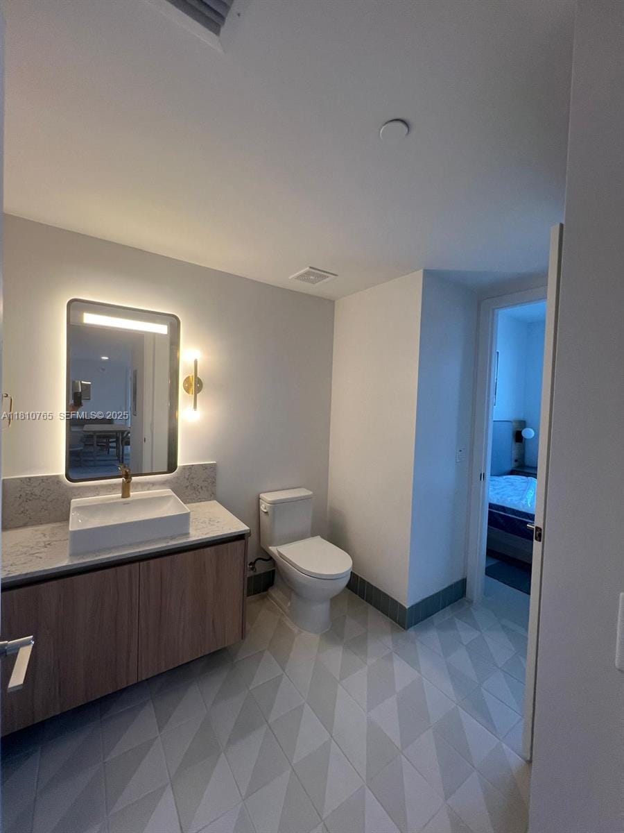 159 NE 6th Street 3205, Miami, FL 33132 photo 22