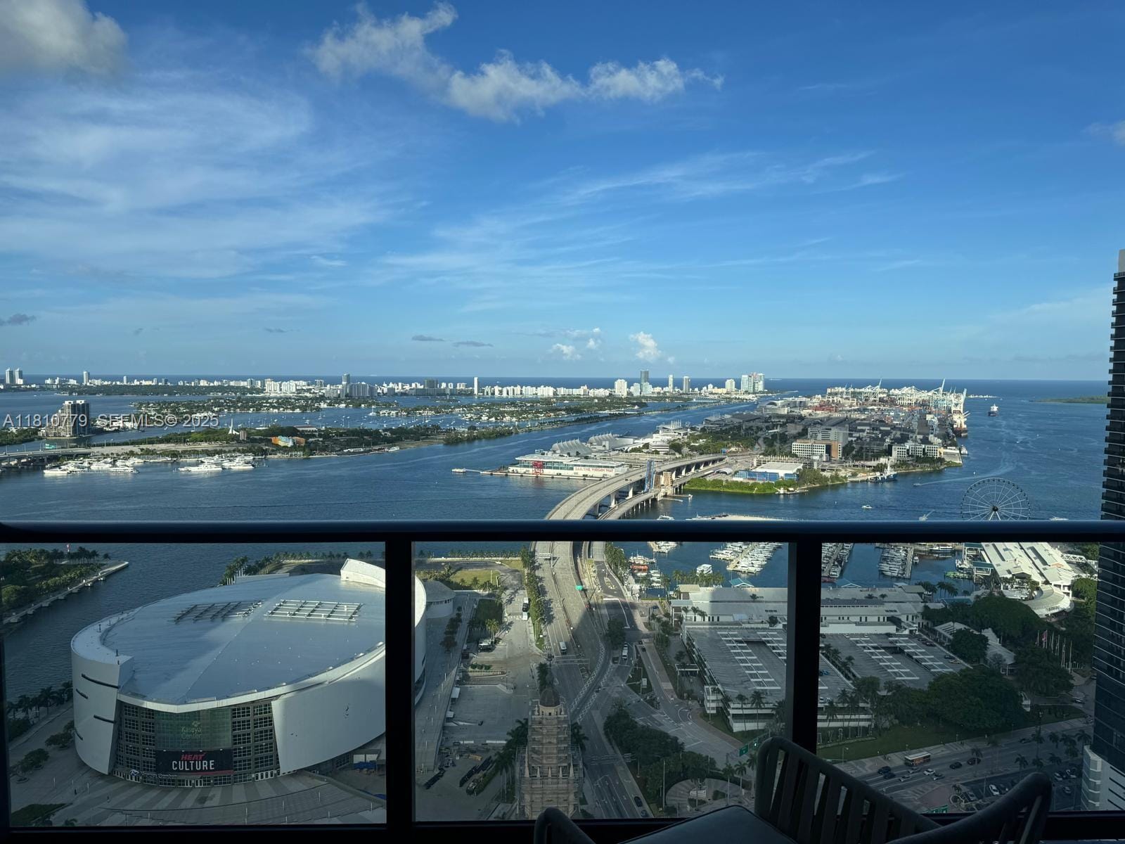 159 NE 6th Street 4215, Miami, FL 33132 photo 2