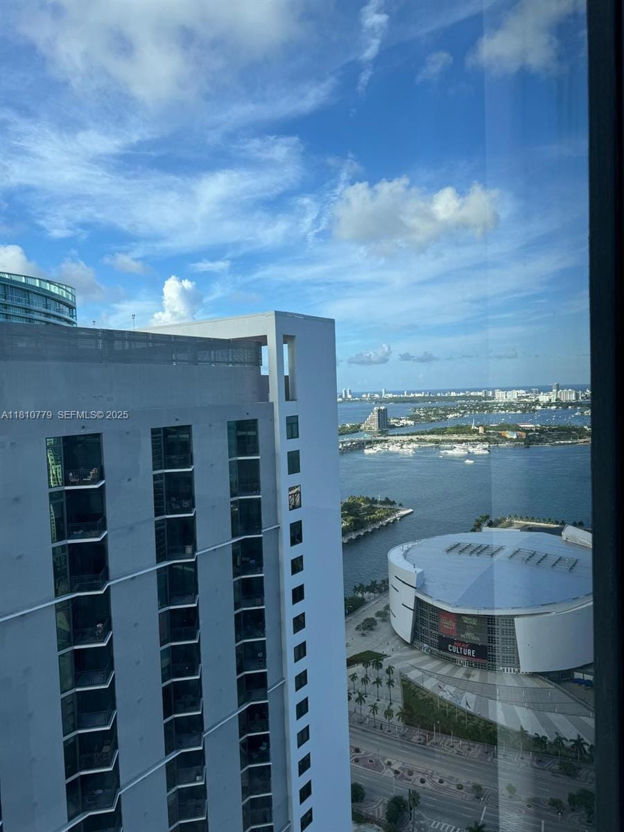 159 NE 6th Street 4215, Miami, FL 33132 photo 11