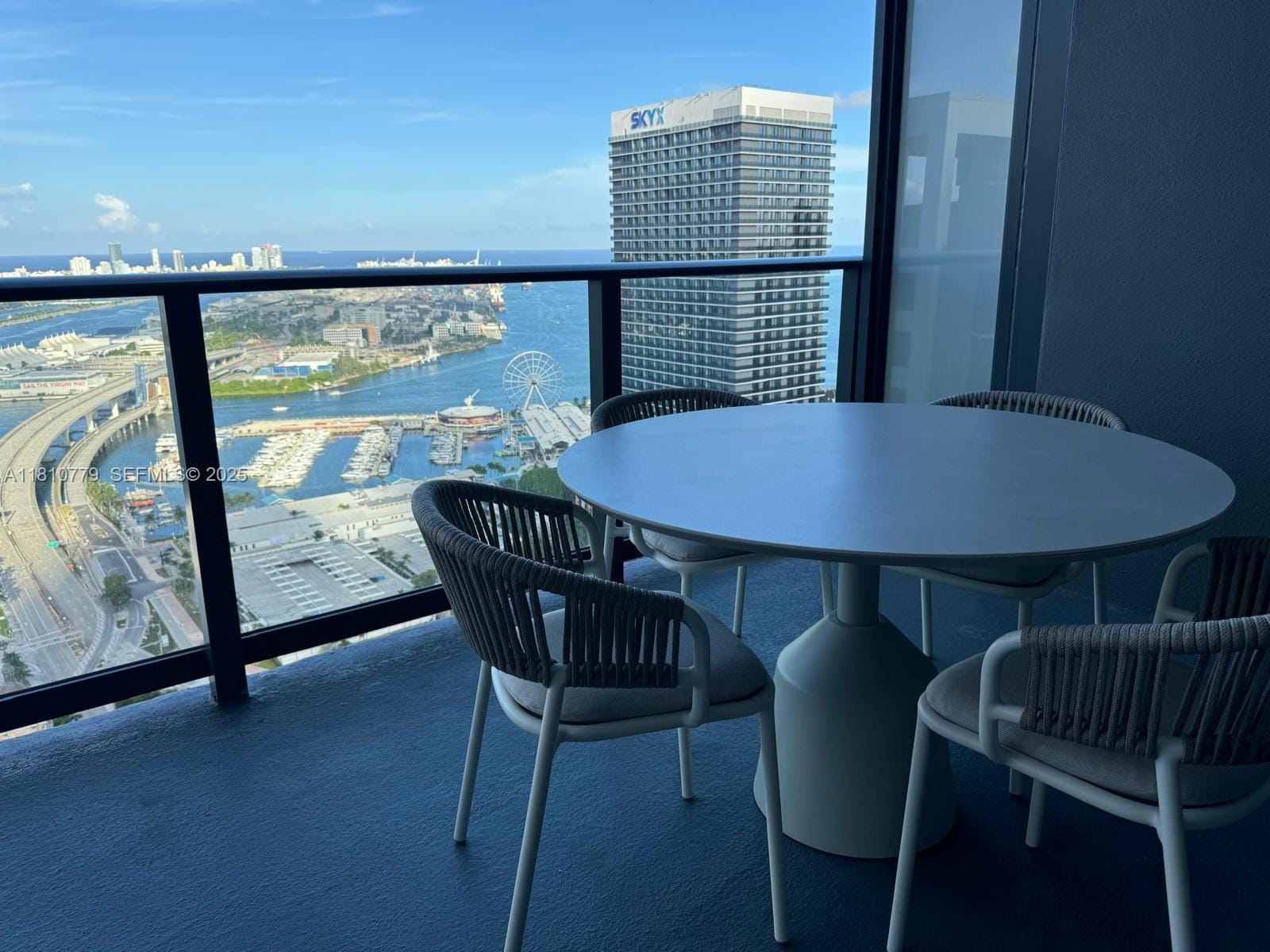 159 NE 6th Street 4215, Miami, FL 33132 photo 29