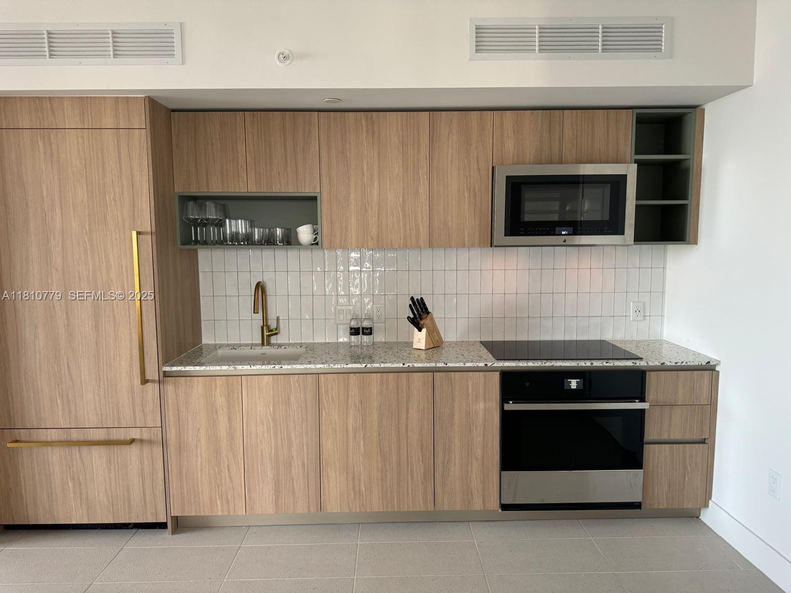 159 NE 6th Street 4215, Miami, FL 33132 photo 9
