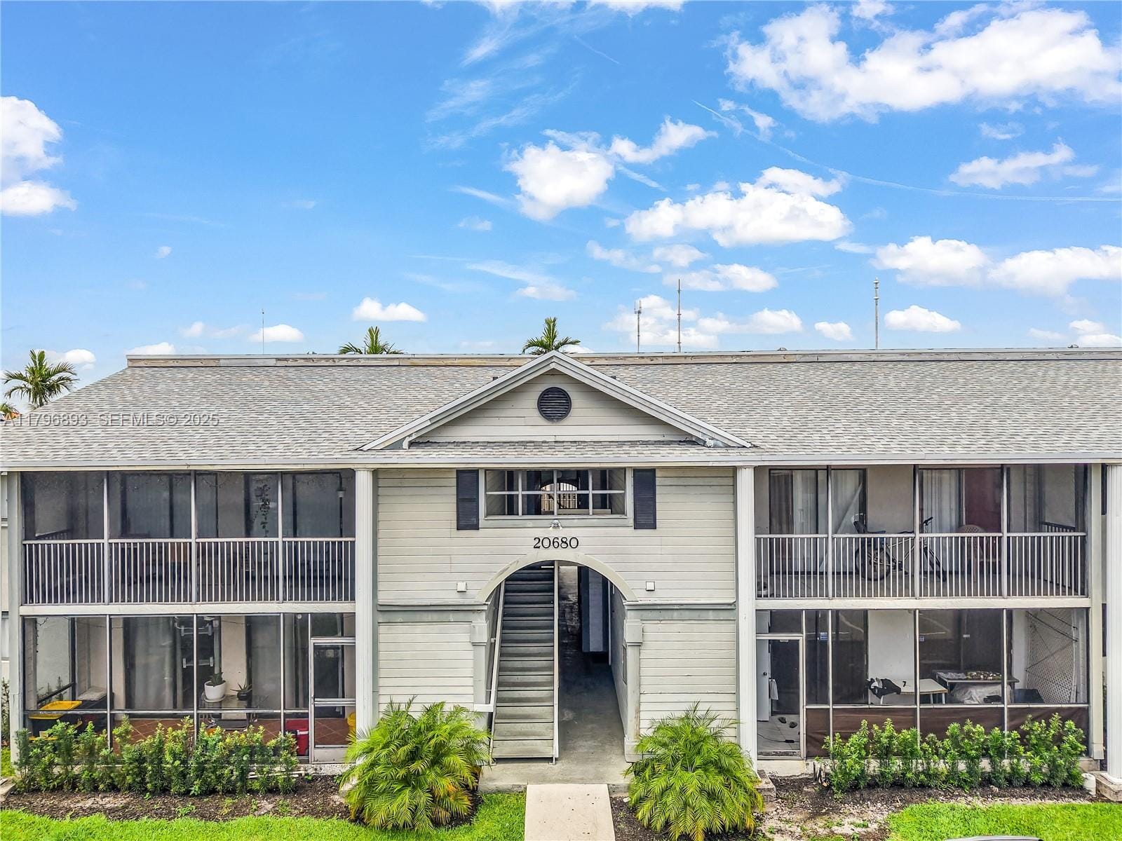 20680 NE 4th Court 206, Miami, FL 33179