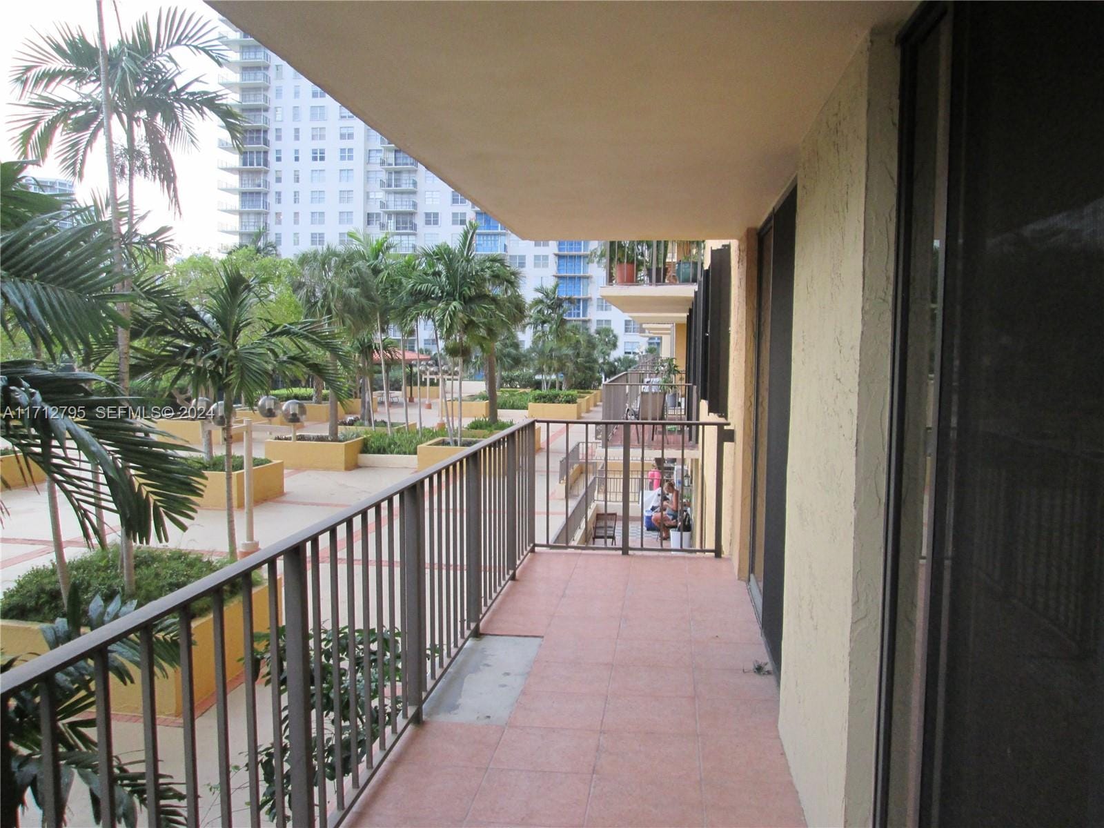 290 174th Street 404, Sunny Isles Beach, FL 33160