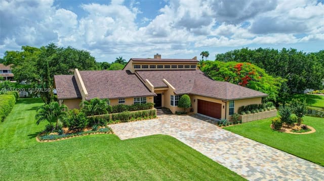 13241 SW 32nd Court, sold in Whispering Pines, Royal Palm Beach, FL