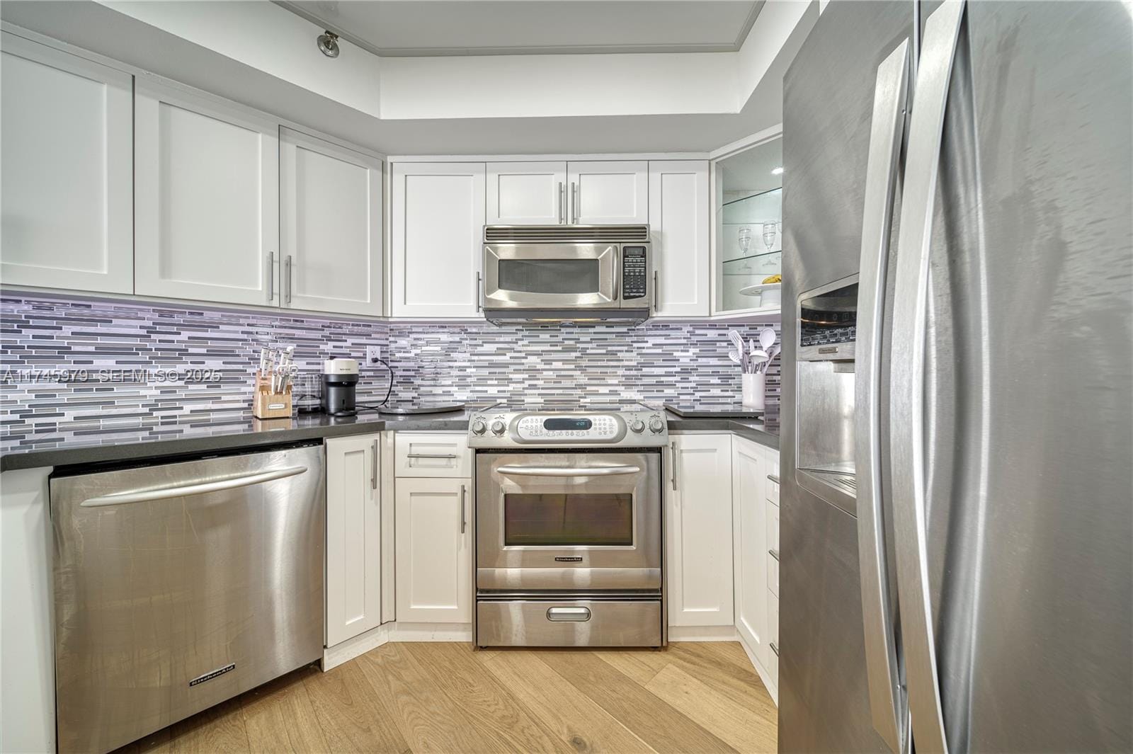 6767 Collins Avenue 1706, Miami Beach, FL 33141 photo 13