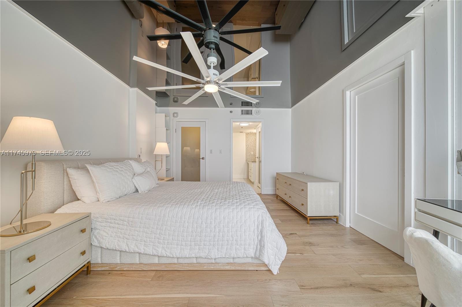 6767 Collins Avenue 1706, Miami Beach, FL 33141 photo 20