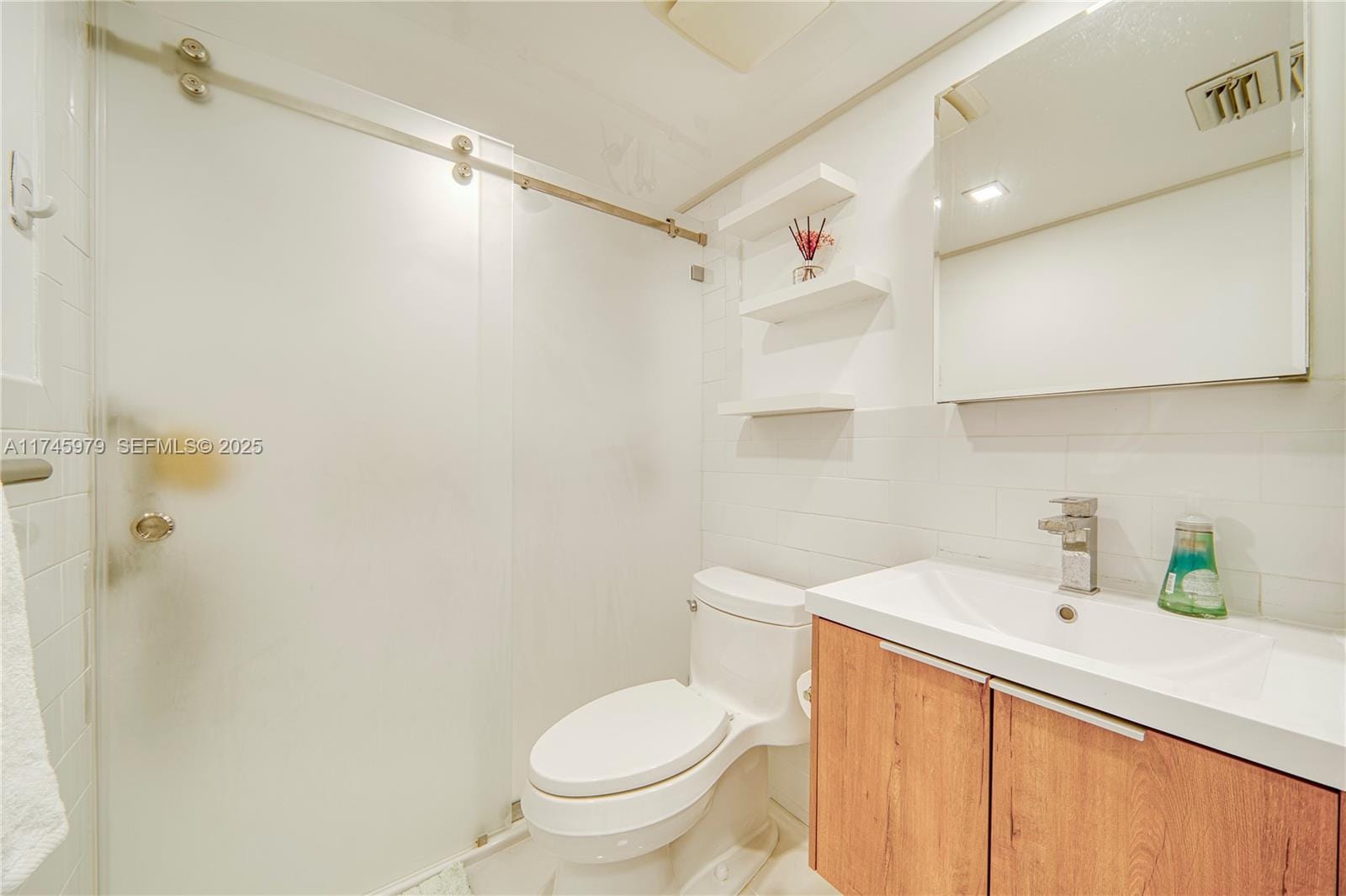 6767 Collins Avenue 1706, Miami Beach, FL 33141 photo 26