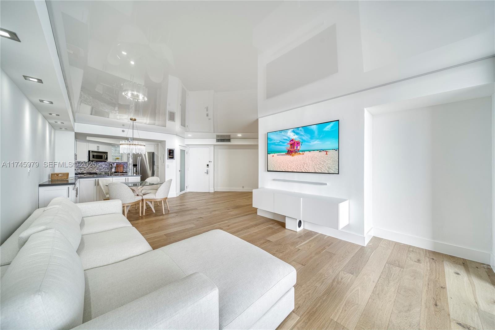 6767 Collins Avenue 1706, Miami Beach, FL 33141 photo 7