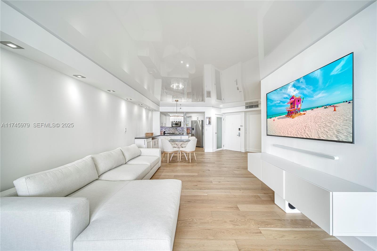 6767 Collins Avenue 1706, Miami Beach, FL 33141 photo 8