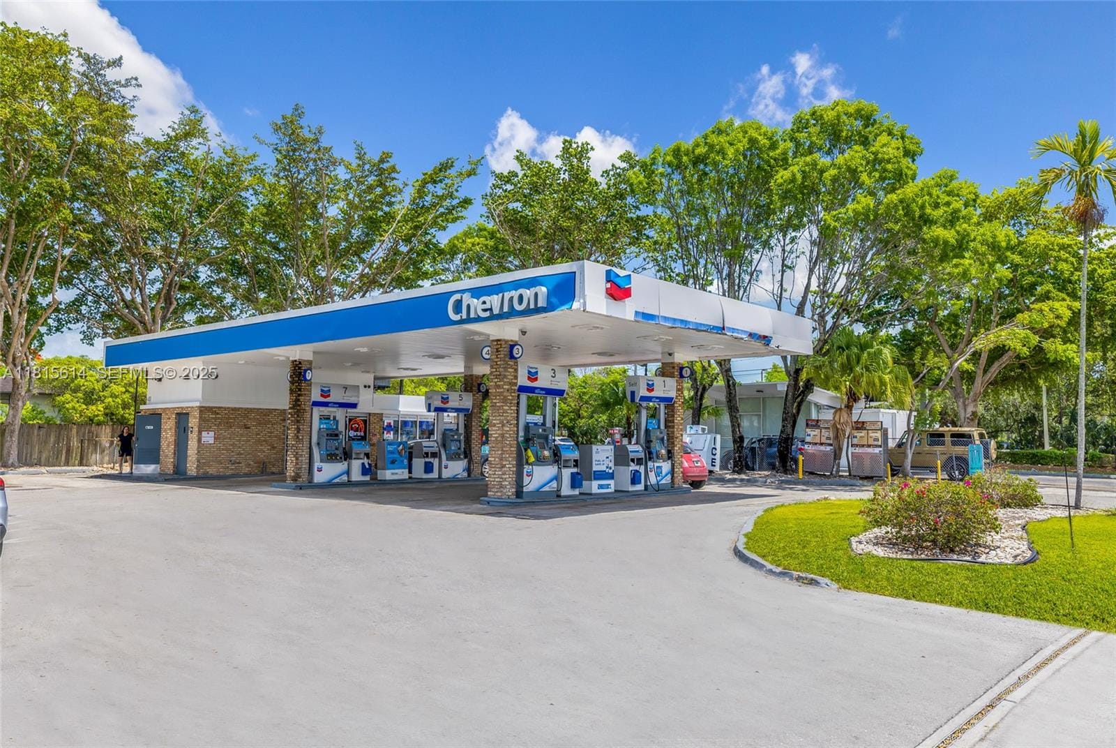 16767 Old Cutler Road, Palmetto Bay, FL 33157