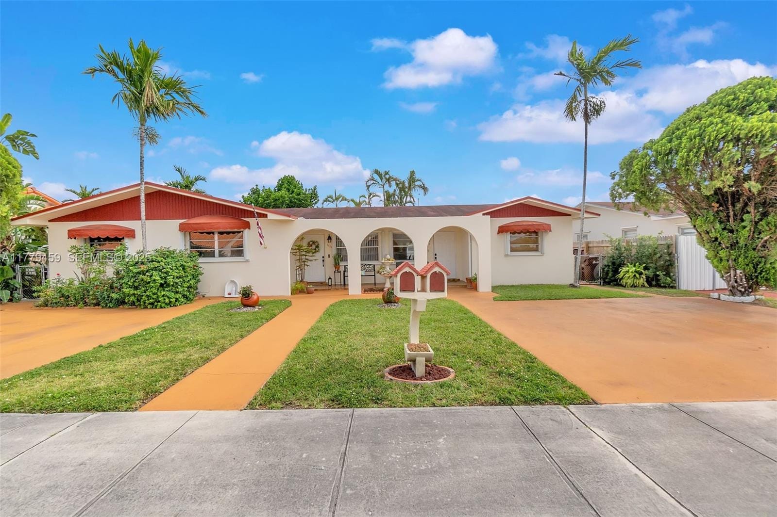 1280-1282 W 38th Street, Hialeah, FL 33012