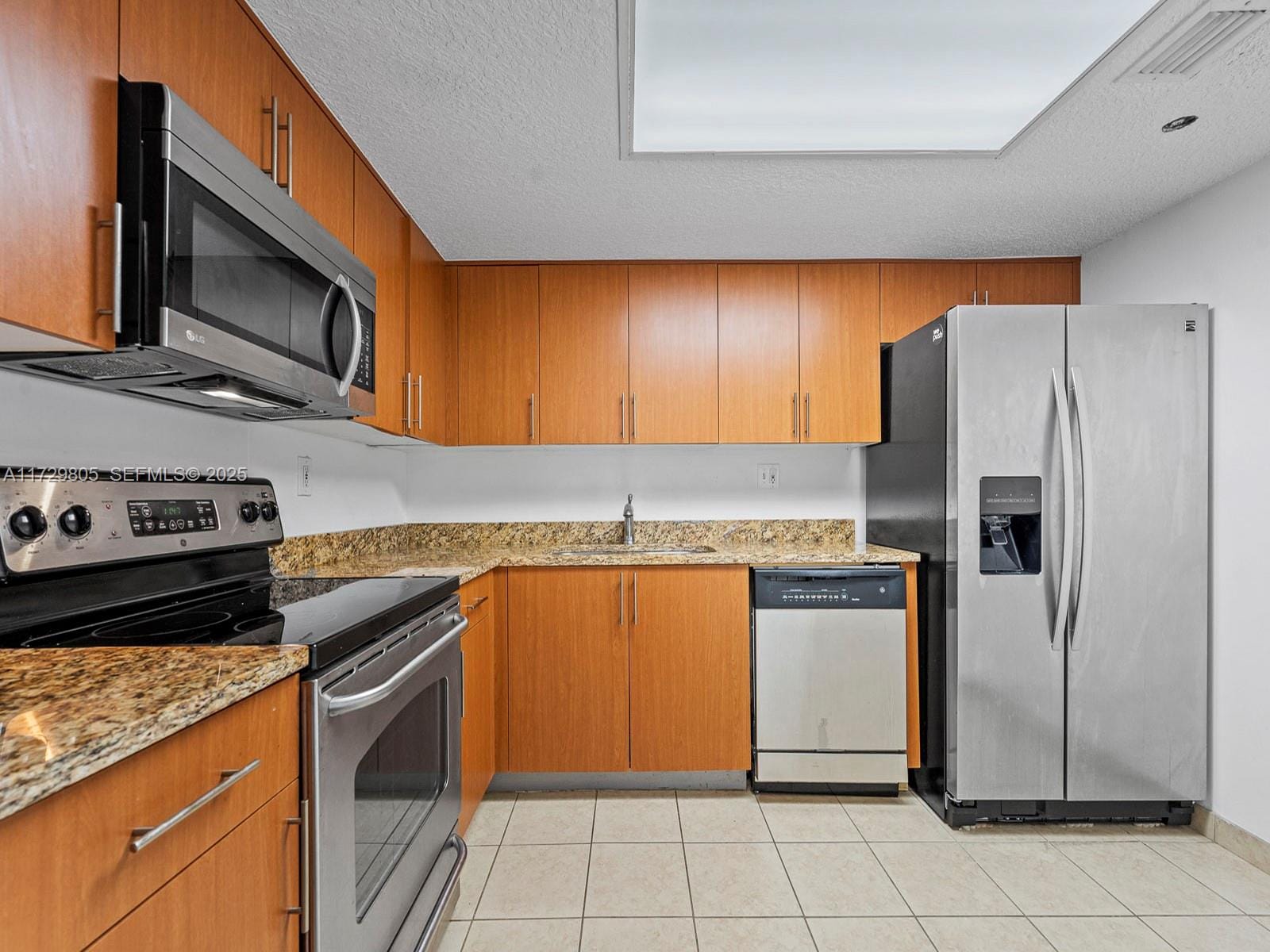3300 NE 192nd Street 603 — photo 8