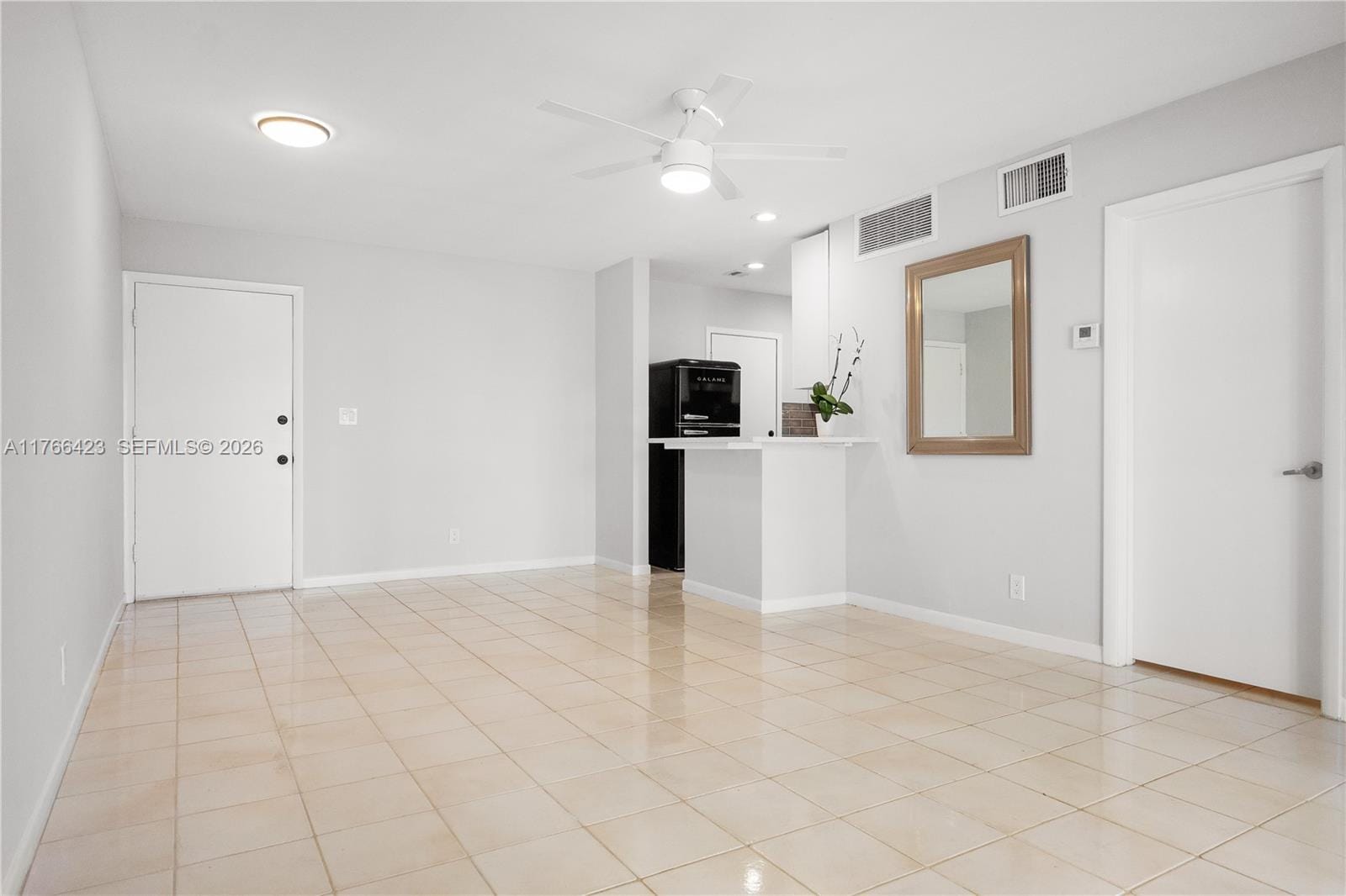 3040 NE 16th Avenue 104, Oakland Park, FL 33334 photo 11
