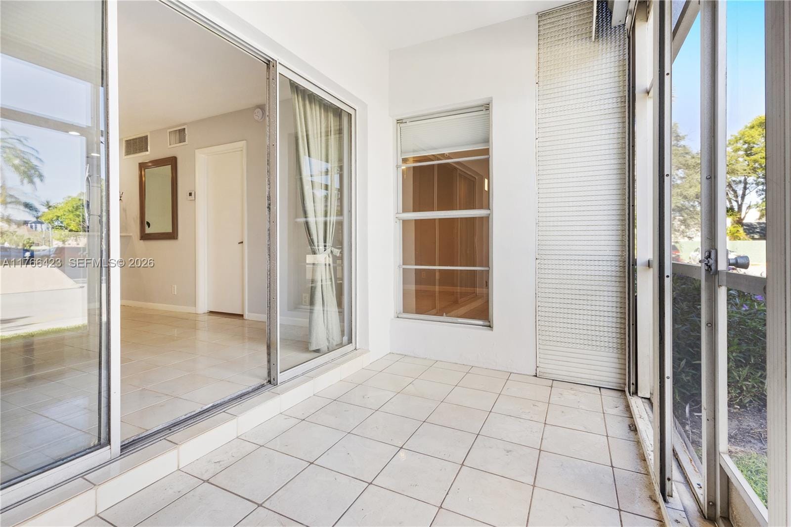3040 NE 16th Avenue 104, Oakland Park, FL 33334 photo 25