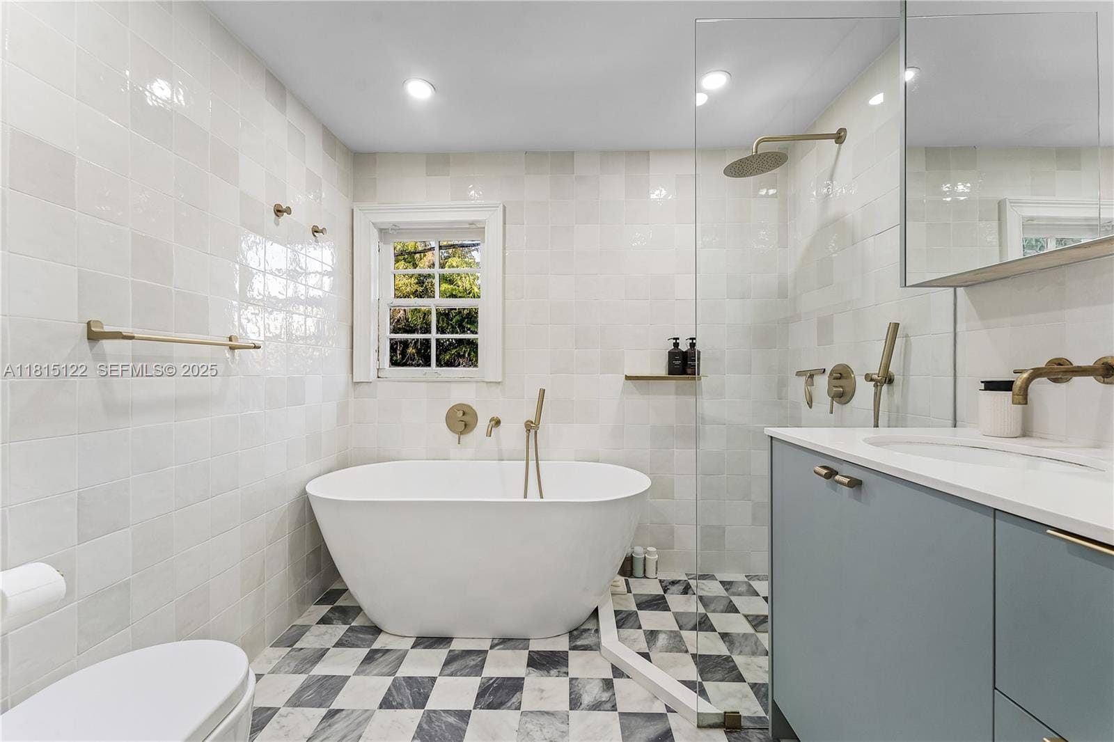 3747 Royal Palm Avenue, Miami Beach, FL 33140 photo 13