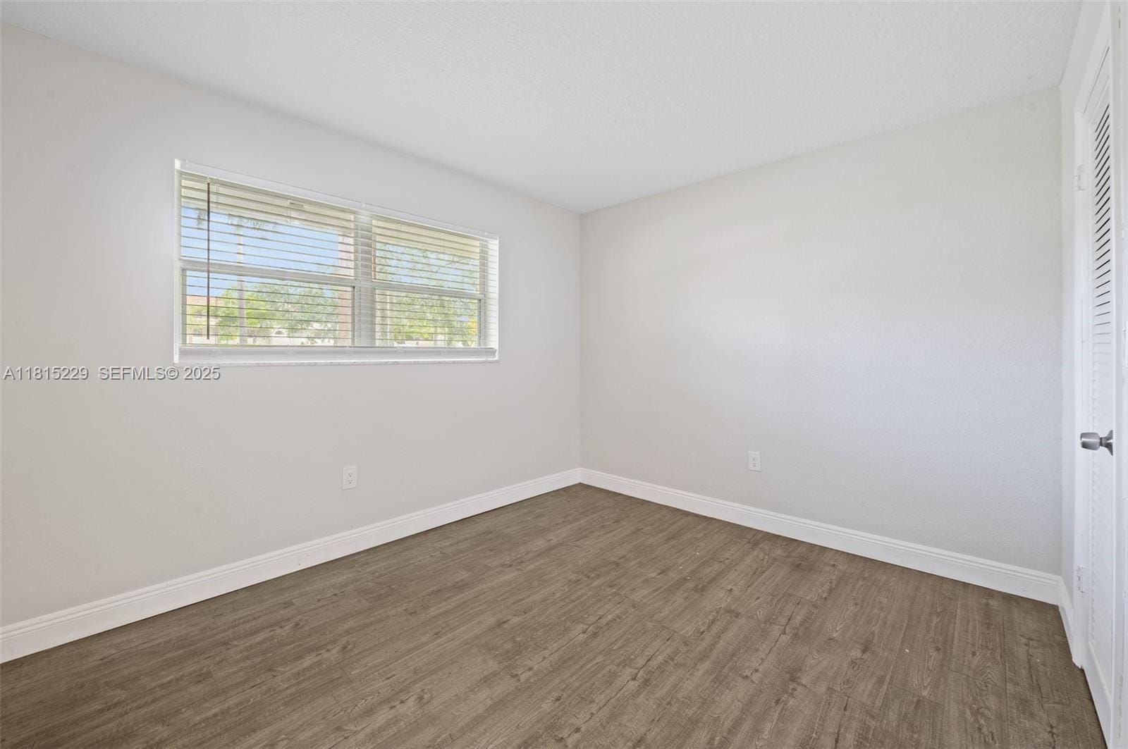 8060 N Sunrise Lakes Drive 103, Sunrise, FL 33322 photo 14