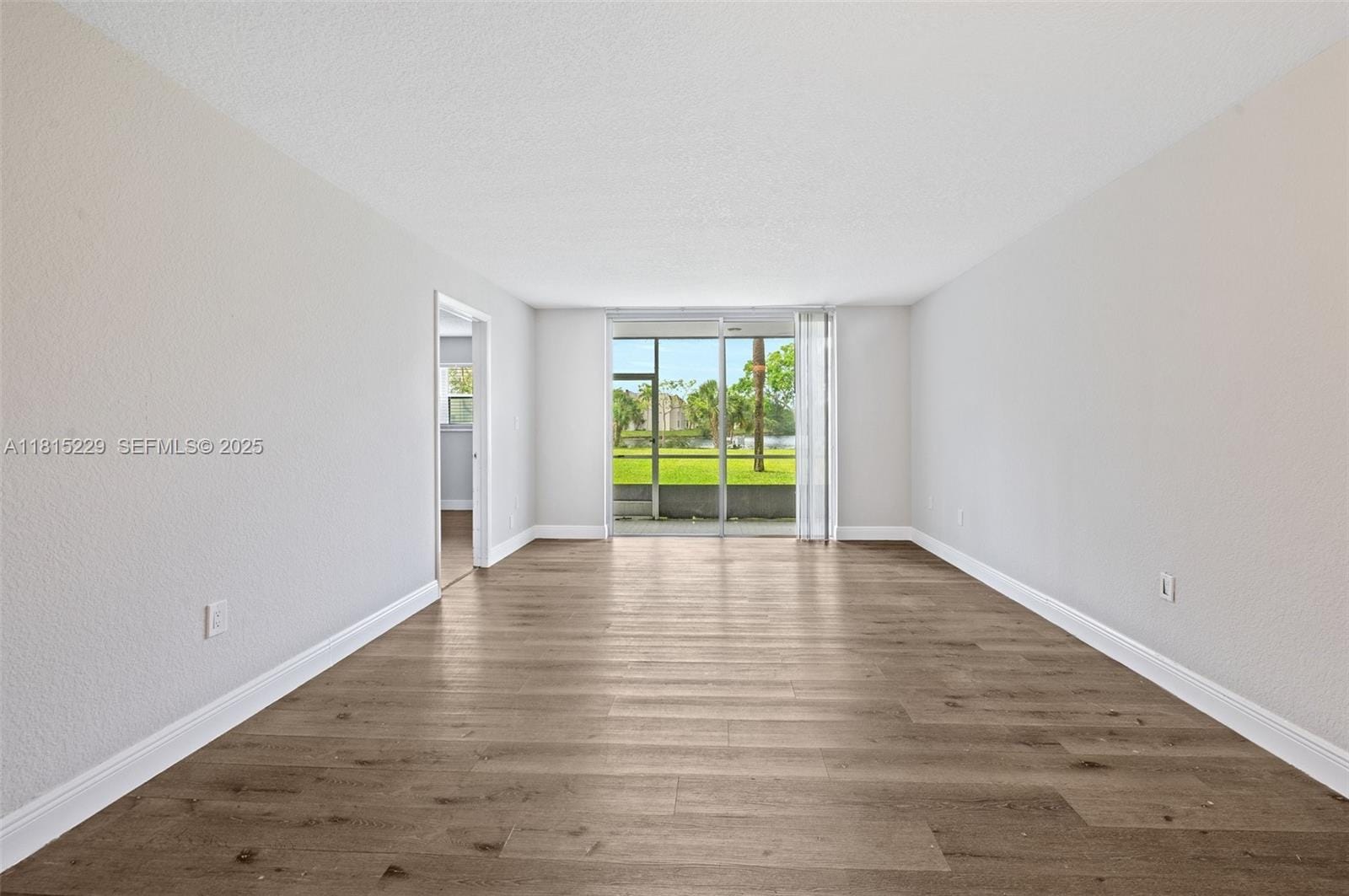 8060 N Sunrise Lakes Drive 103, Sunrise, FL 33322 photo 17