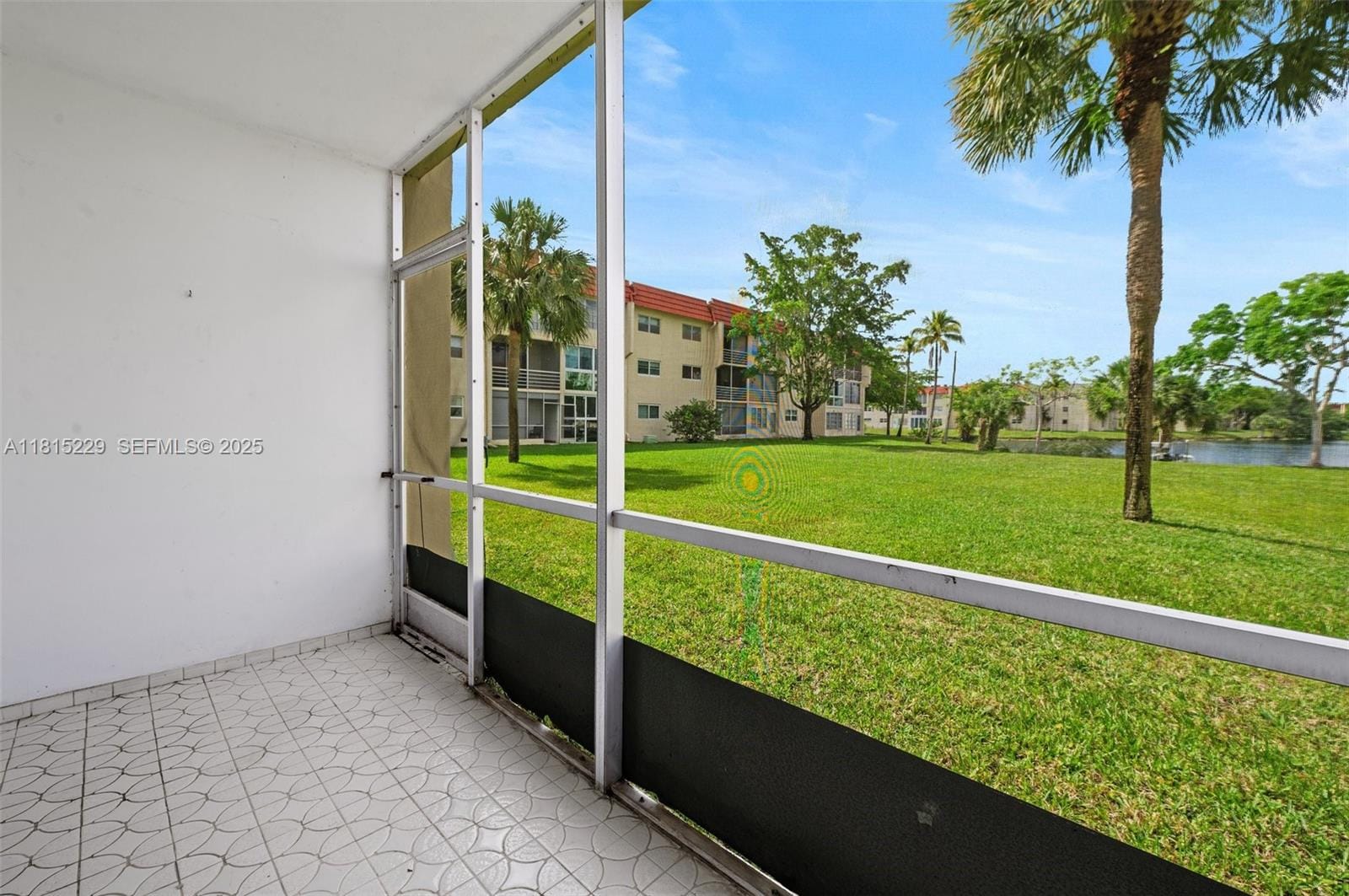 8060 N Sunrise Lakes Drive 103, Sunrise, FL 33322 photo 18