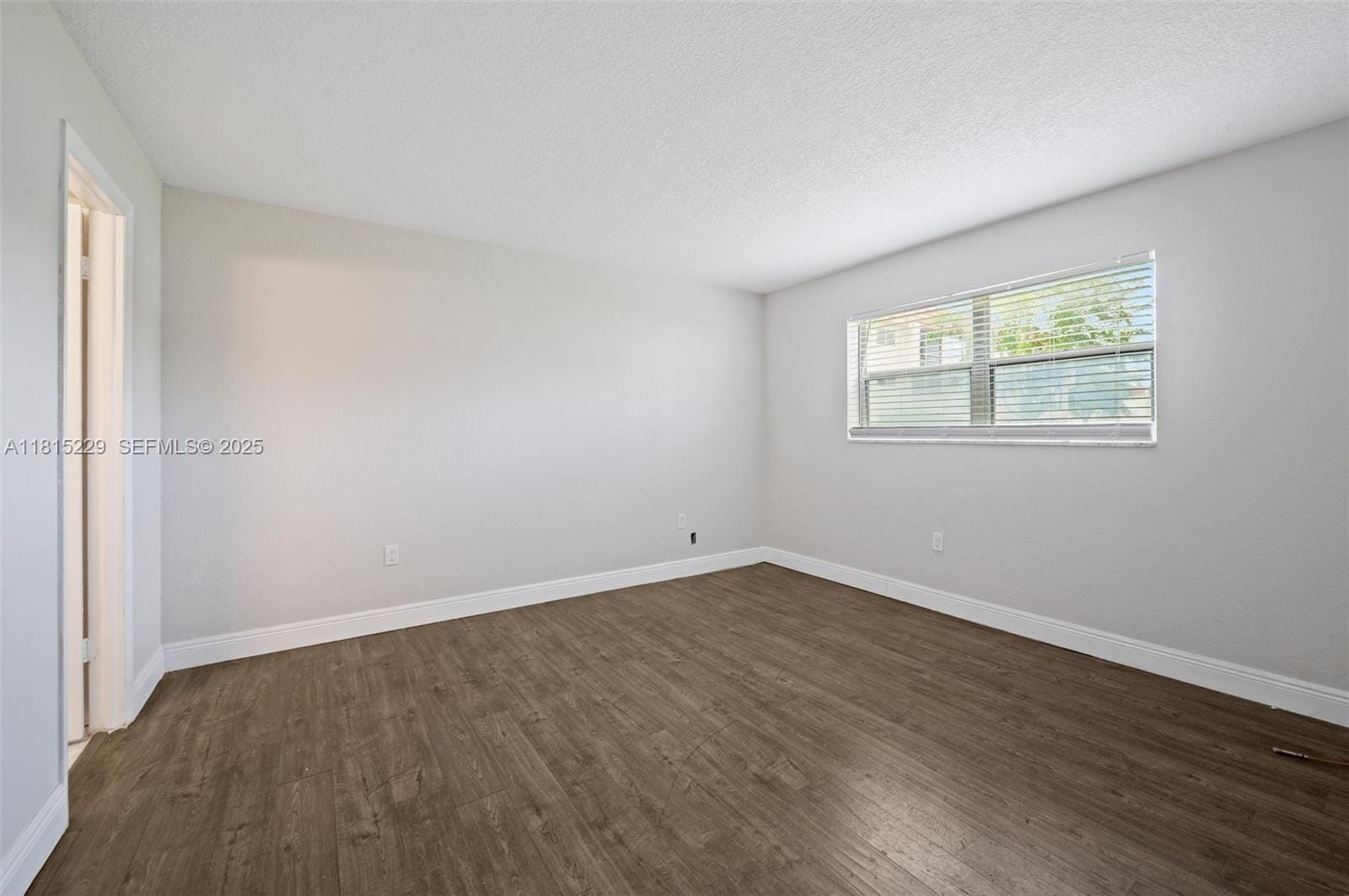 8060 N Sunrise Lakes Drive 103, Sunrise, FL 33322 photo 8