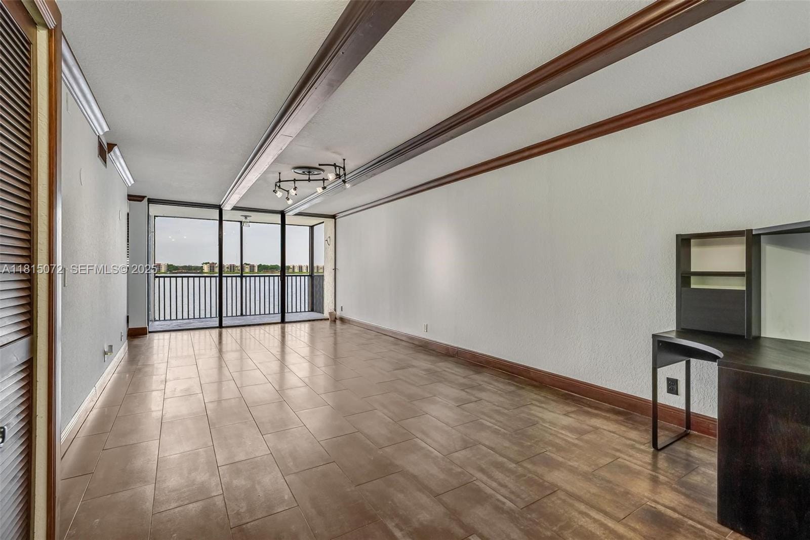 106 Lake Emerald Drive 210 — photo 4