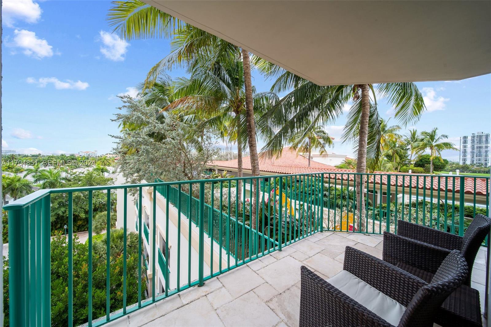 19900 E Country Club Drive 610, Aventura, FL 33180, Aventura