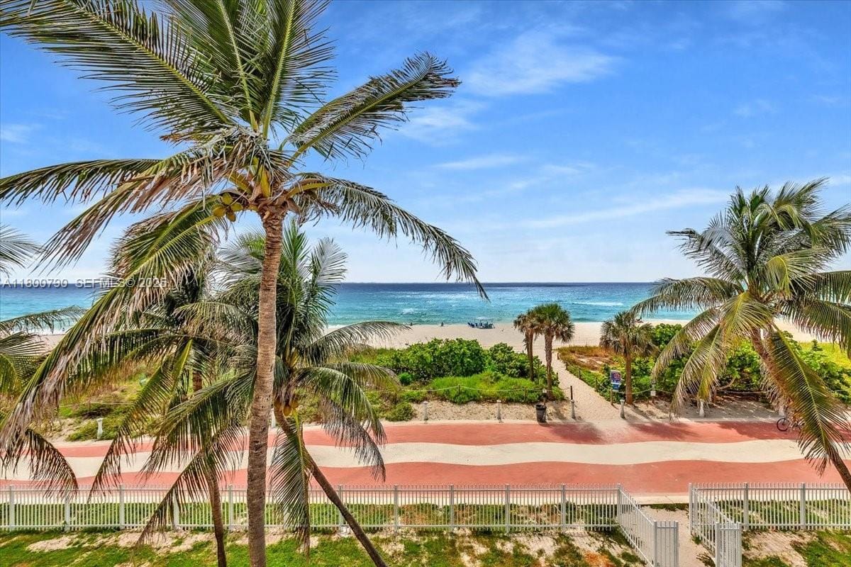 5401 Collins Avenue 428, Miami Beach, FL 33140 photo 13